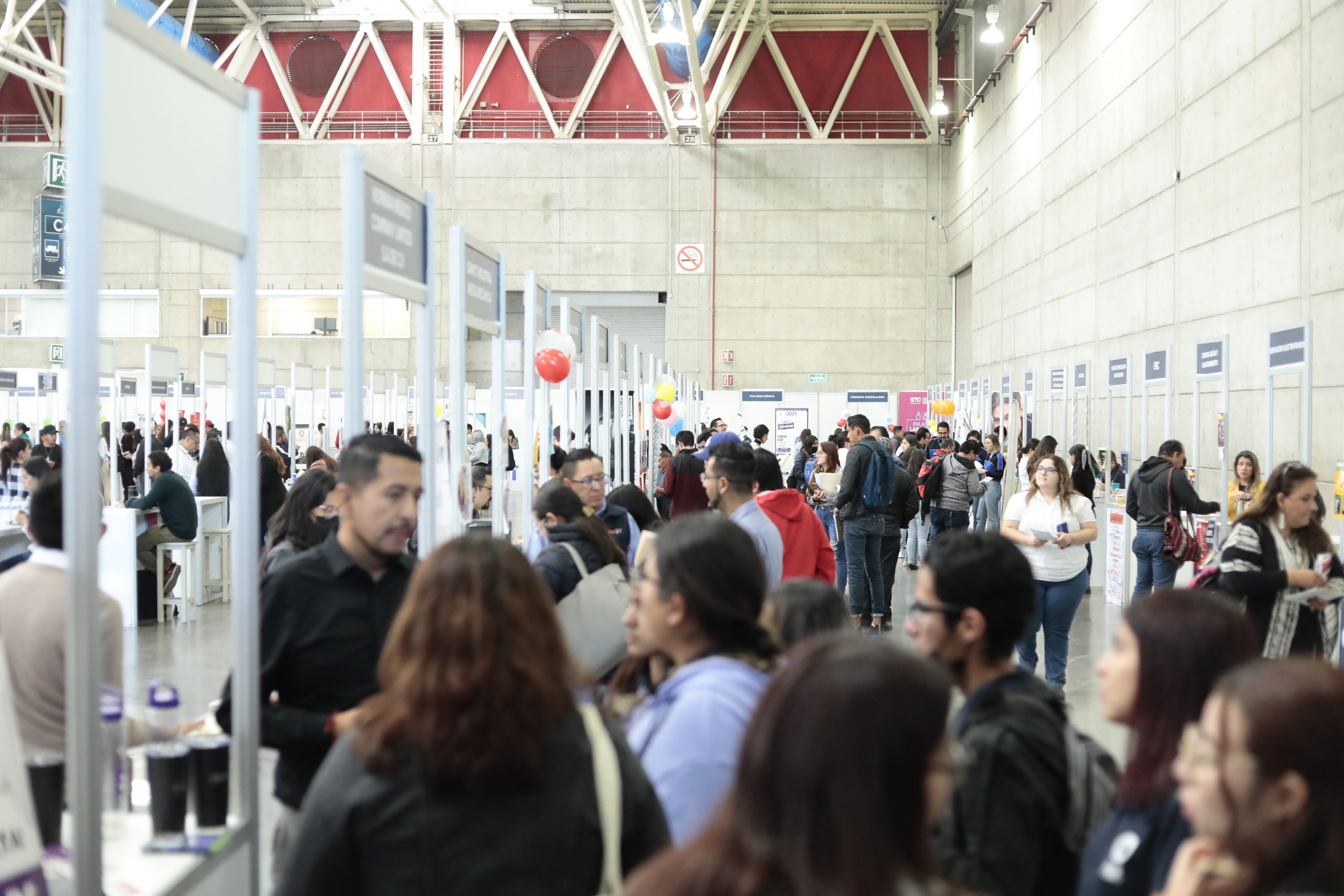 Éxito en Enlaces Laborales en Guanajuato con más de 17,000 Plazas Ofertadas