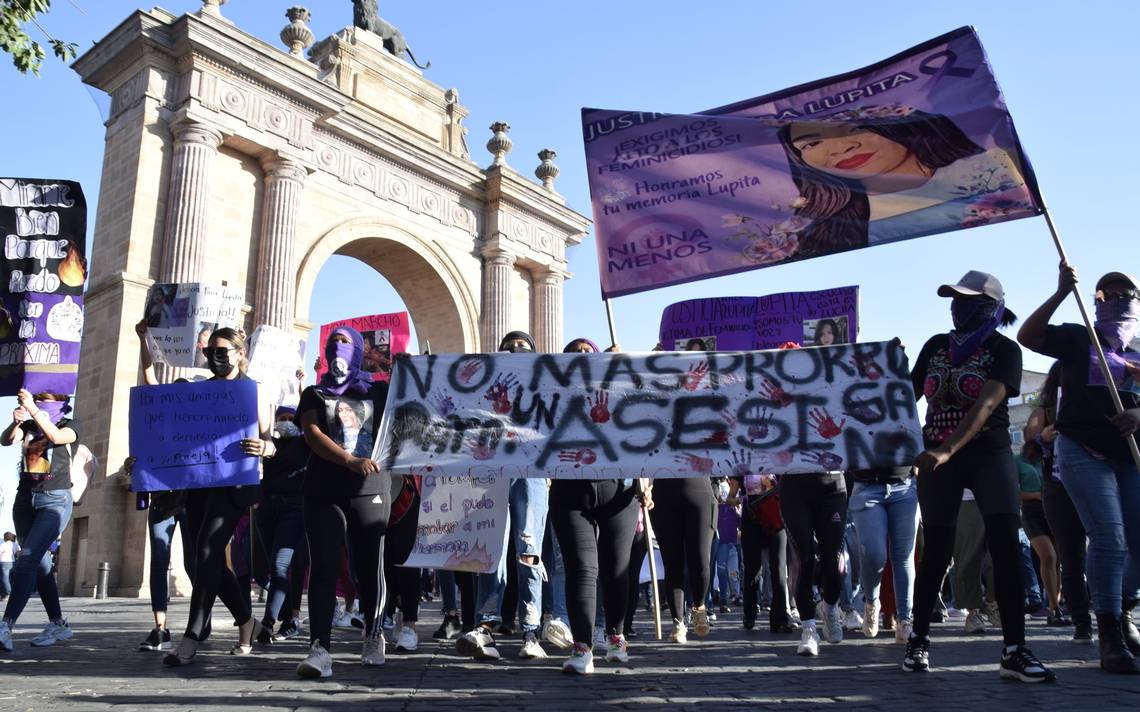 Reparaciones y reflexiones tras la Marcha del 8M en León