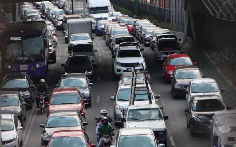 Caos Vial en Celaya Obliga a Reubicar Parada de Autobuses