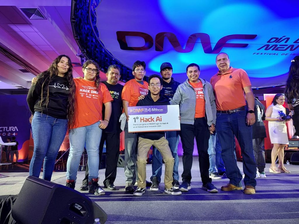 Estudiantes de la Universidad del SABES de San José Iturbide ganan primer lugar en competencia de innovación tecnológica