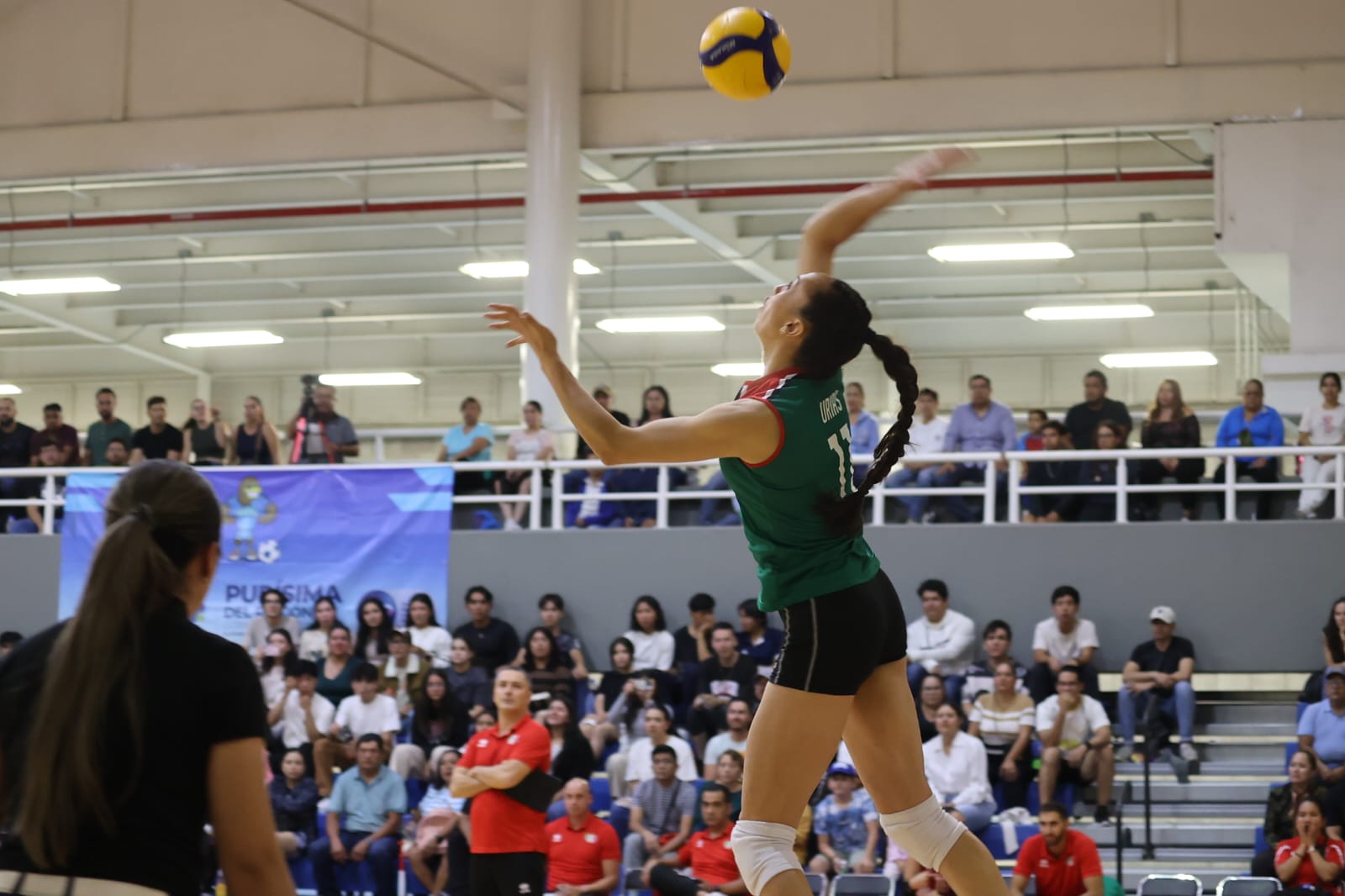 México Remonta y Vence a Canadá en Partido de Voleibol Femenil en Purísima del Rincón