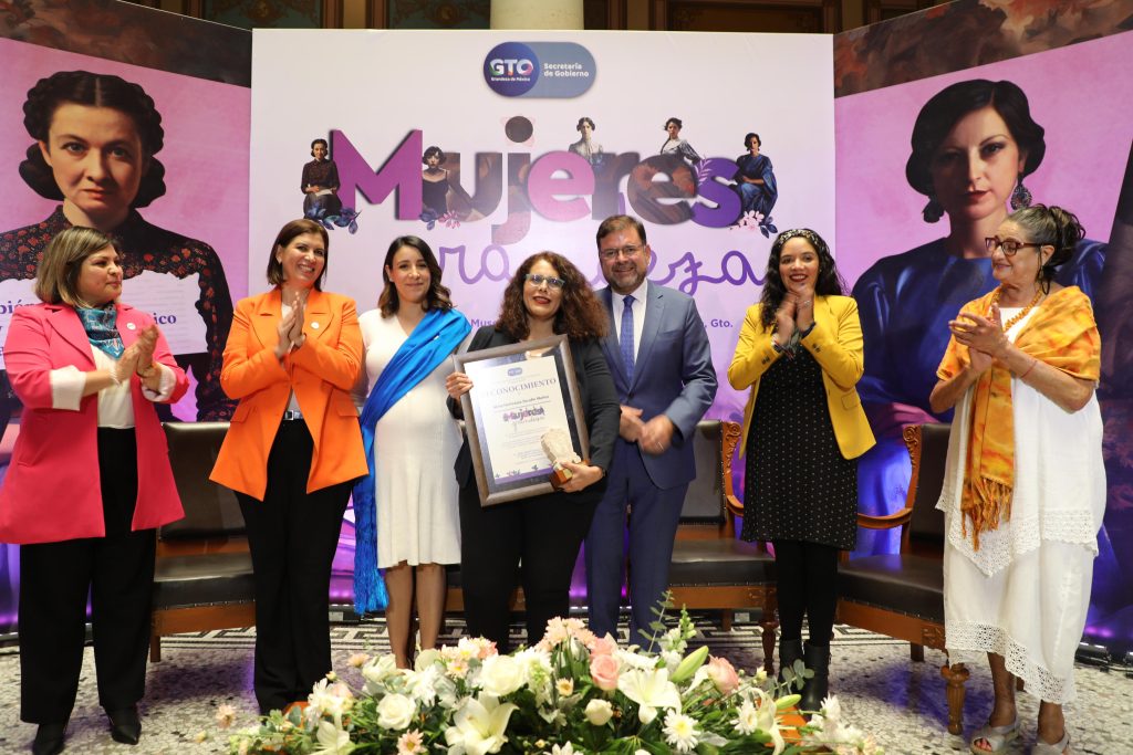 Reconocen a Mujeres Grandeza por su Aporte al Desarrollo de Guanajuato