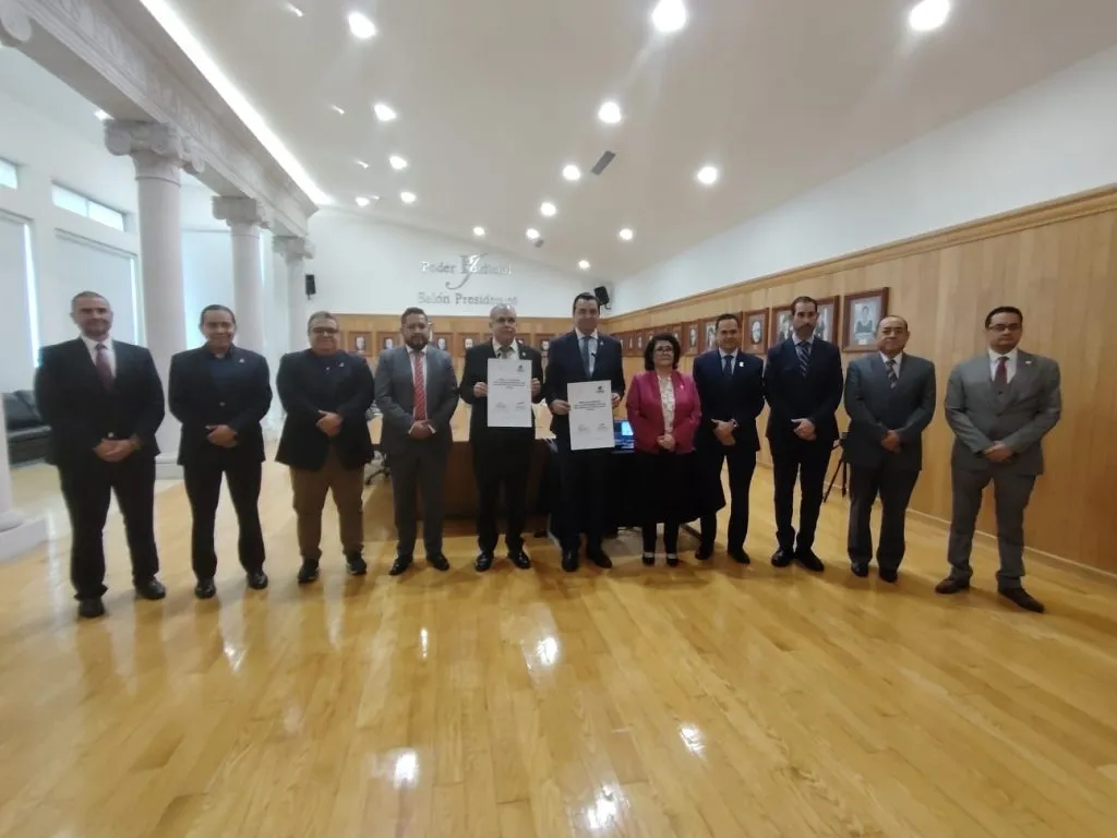 UVEG y Poder Judicial de Guanajuato renuevan convenio para fortalecer la capacitación continua