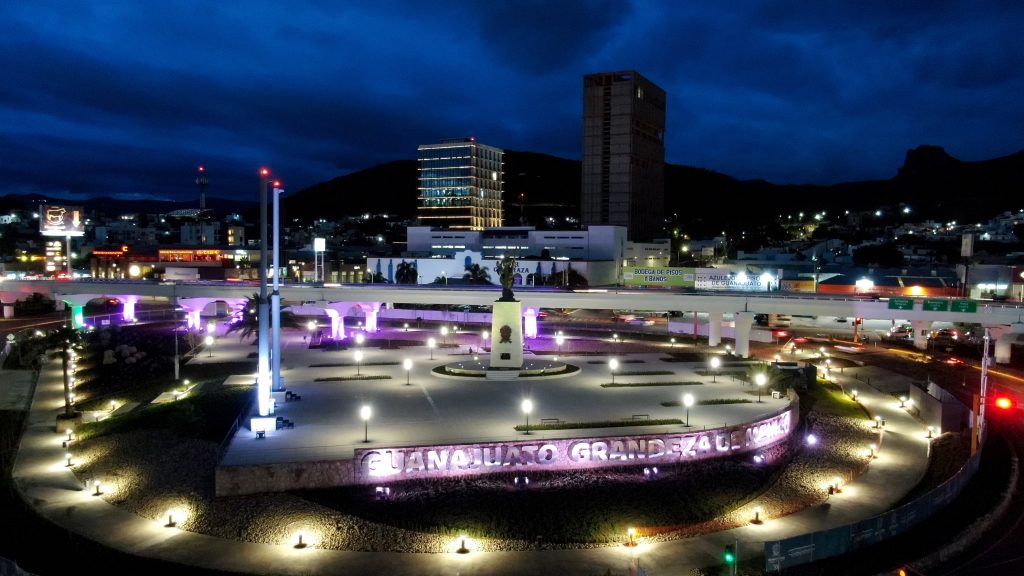 Guanajuato estrena imagen urbana en la Glorieta Santa Fe con cápsula del tiempo