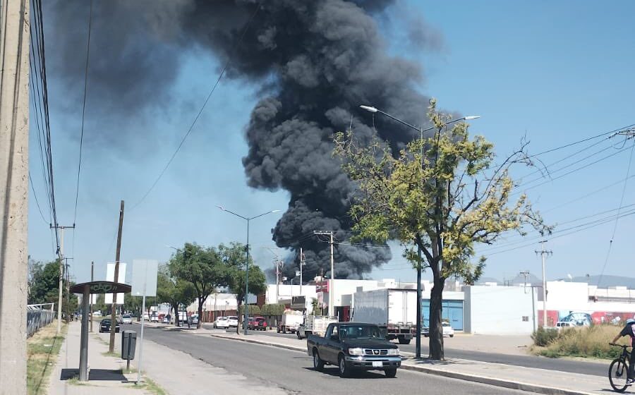 Incendio en fábrica