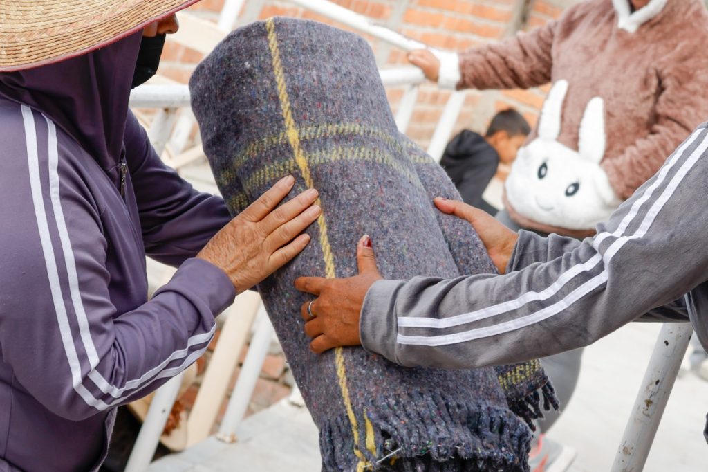 25 Mil Cobijas Abrigan a Guanajuato en el Invierno