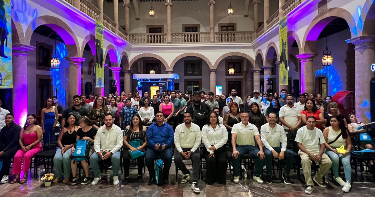 Juventudes que Transforman: Reconocen a Jóvenes Líderes en León
