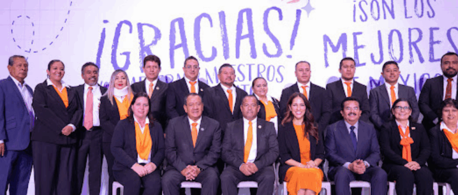 Reconocimiento a maestros guanajuatenses