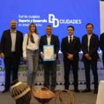 Libia Dennise reconoce la excelencia en el servicio público y lanza comunidad global de juventudes