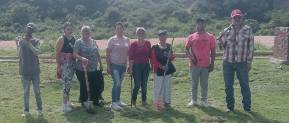 Aquí Presente Purísima