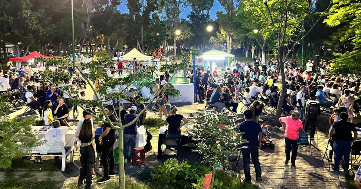 Noches de Parques transforma León: familias recuperan espacios con cultura y alegría
