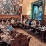 León Implementa Sistema Electrónico para Entrega de Becas Educativas