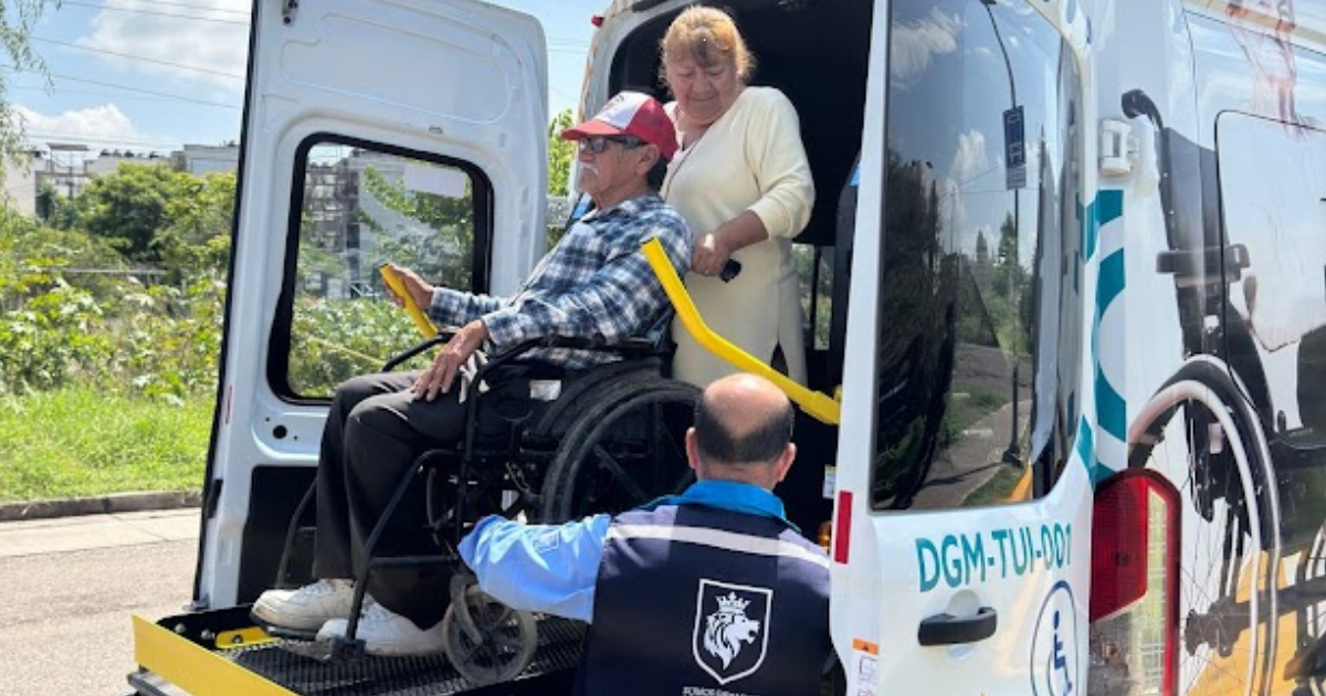 Nueva ruta del Transporte Urbano Incluyente en León conecta a más familias con movilidad segura