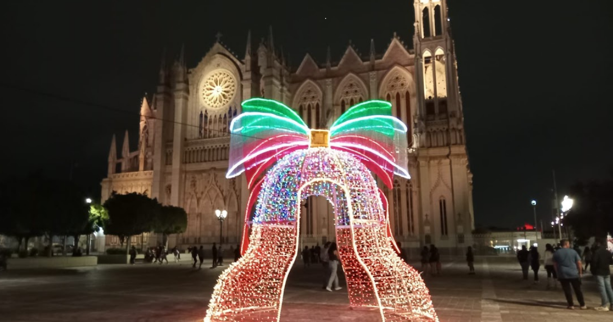 León brilla con luces patrias y orgullo mexicano