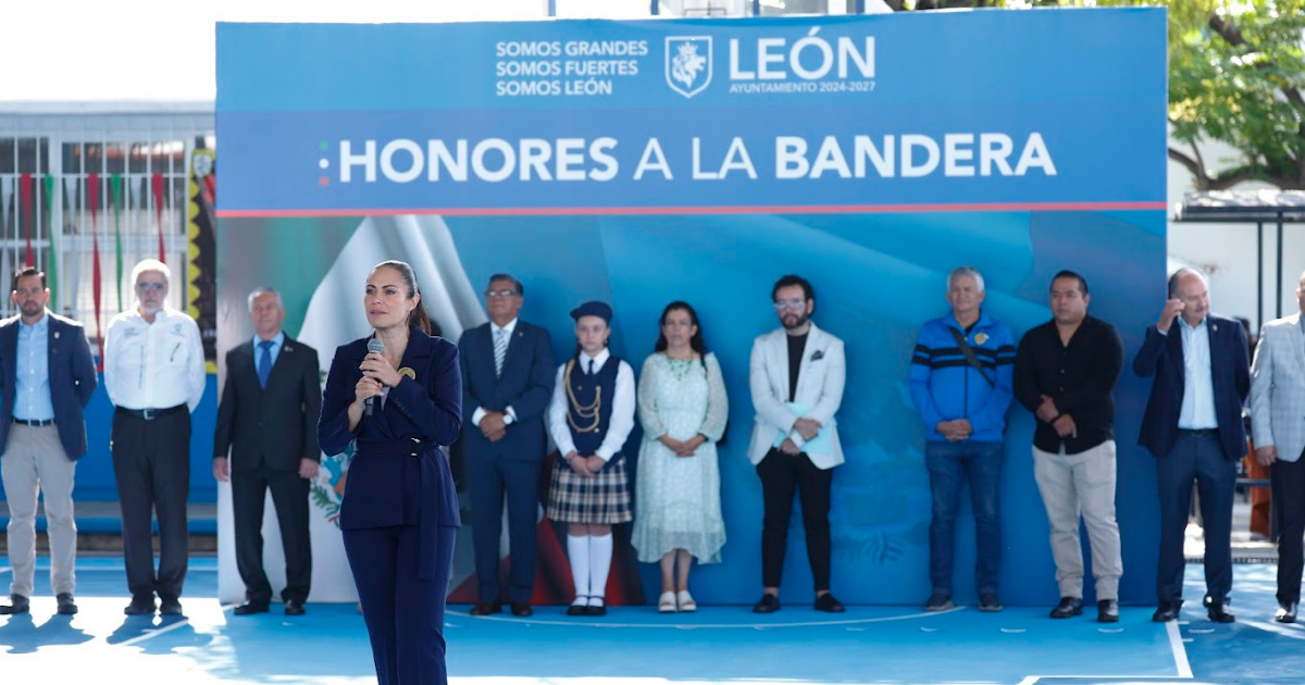 Participa León transforma escuela con seguridad y dignidad
