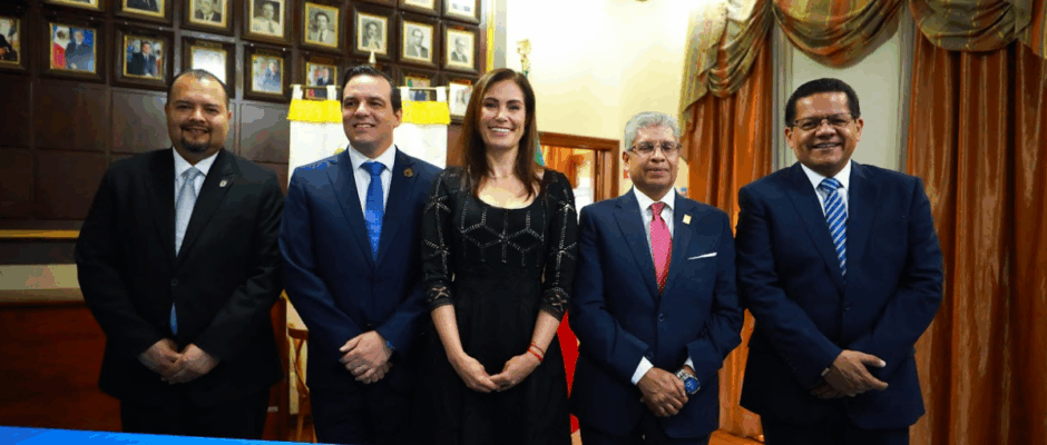 Primer Informe León