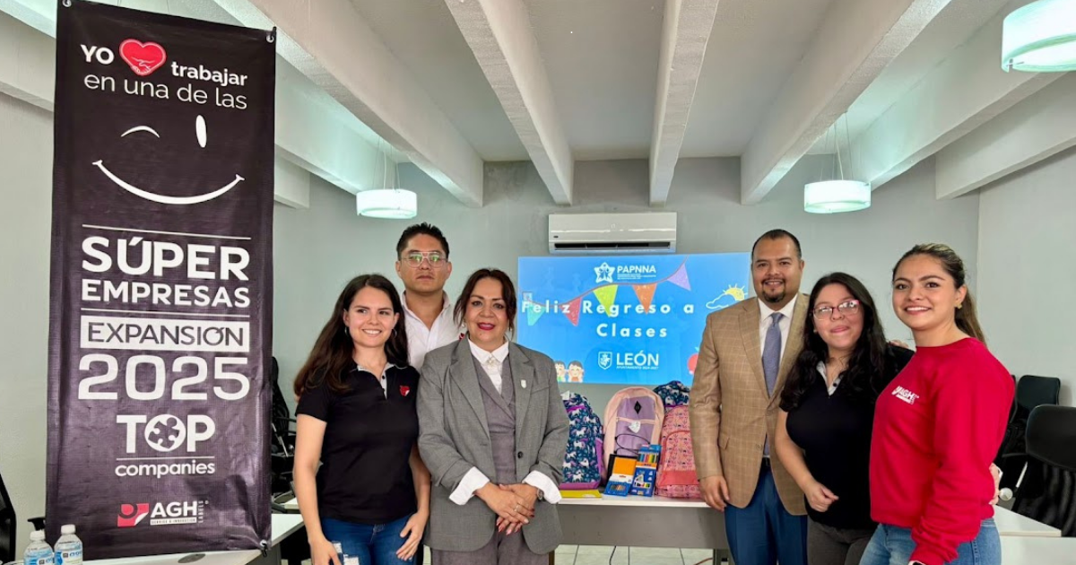 Donativo de útiles escolares en León beneficia a niñas, niños y adolescentes de la PAPNNA