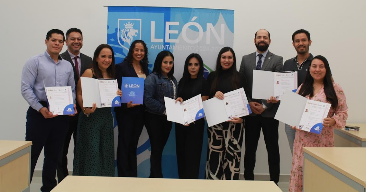 IMUVI León certifica a nuevos administradores de condominios para fortalecer la cultura comunitaria