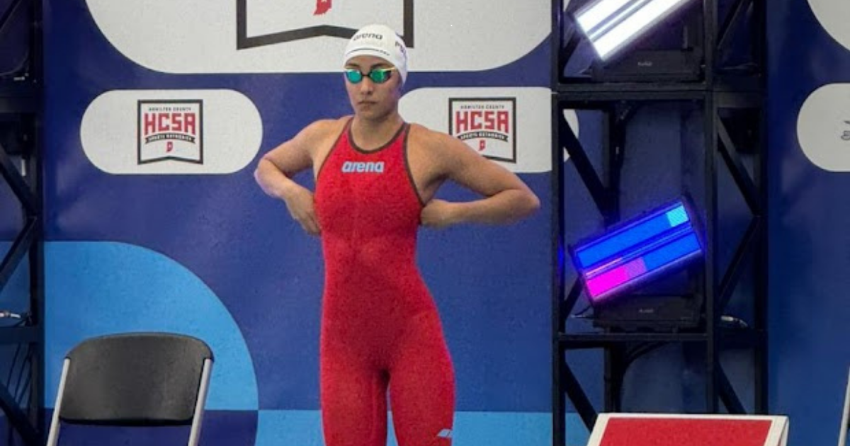 Celia Pulido hace historia: rompe dos récords nacionales en la Copa del Mundo de Natación Carmel 2025