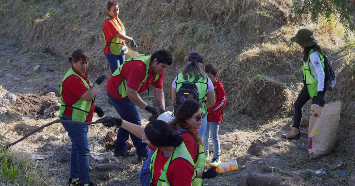 León limpia su futuro: voluntarios transforman el Arroyo “El Ejido” en una jornada ambiental ejemplar