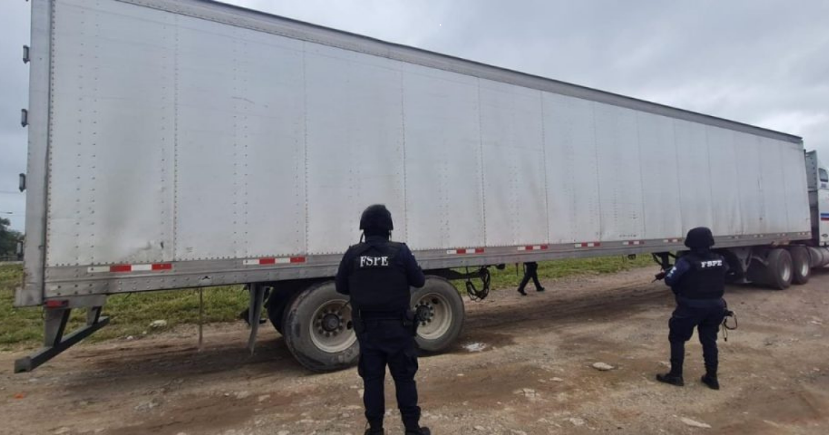 FSPE frustra millonario robo y recupera tractocamión con carga valuada en 10 millones de pesos