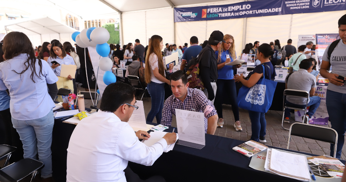 León impulsa el empleo con la Feria “Tierra de Oportunidades”