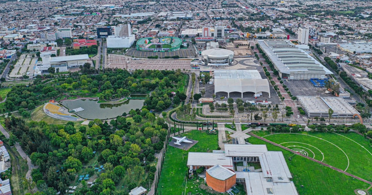 León celebra 450 años con historia, modernidad y atractivo turístico único