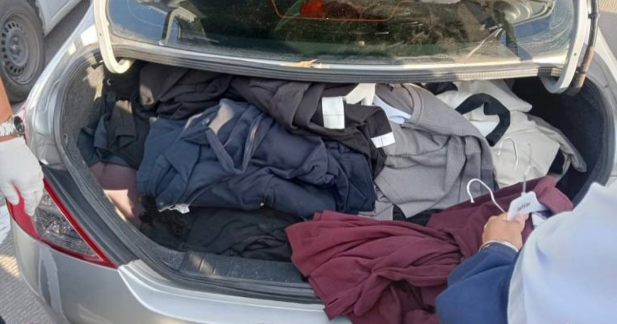 Policía de León detiene a dos mujeres por robo de mercancía en tienda del norte de la ciudad