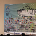 Atletas olímpicos inspiran a jóvenes leoneses con el poder de los sueños