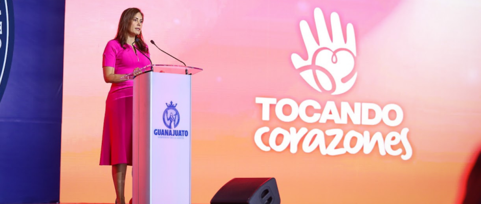 Tocando Corazones León