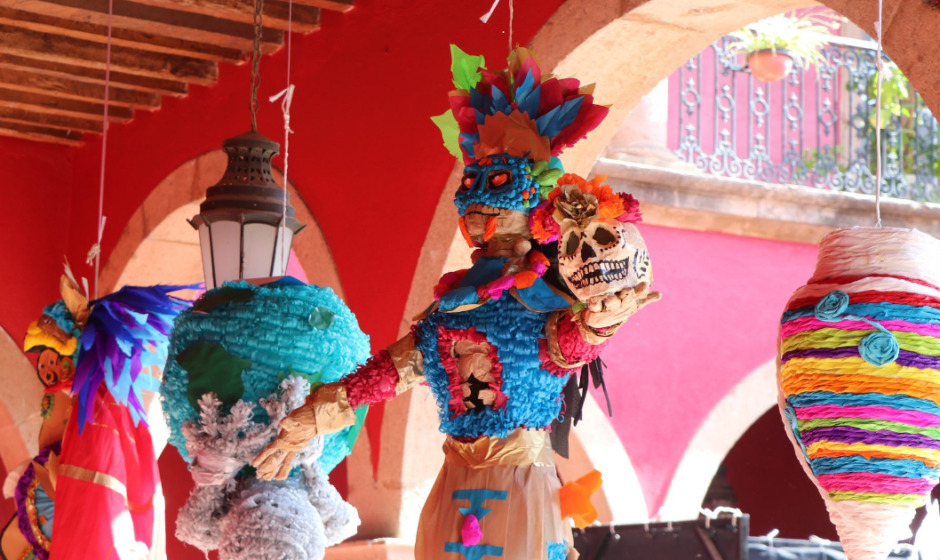 concurso de piñatas