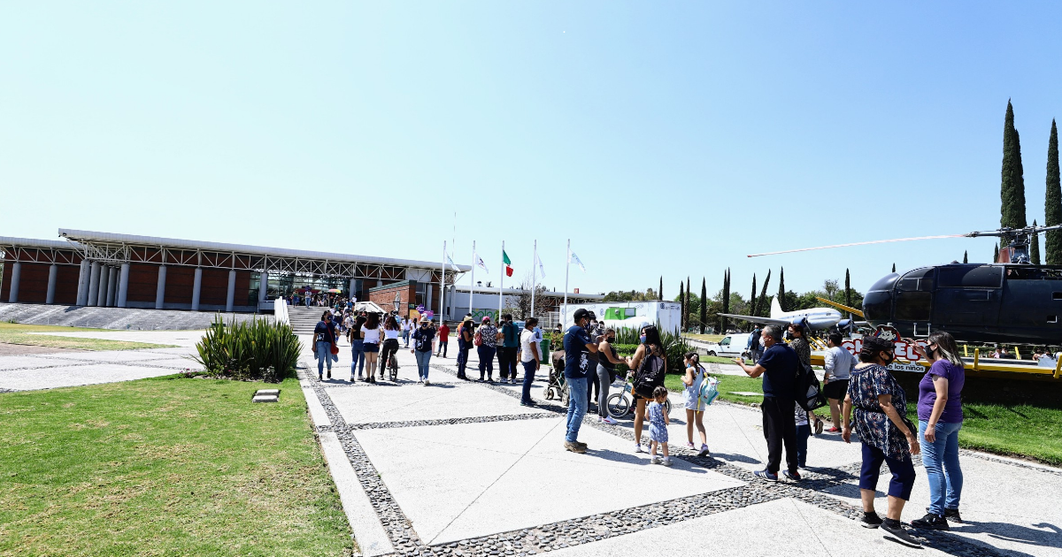 Centros del Saber impulsan la ciencia y el aprendizaje familiar en León durante 2025