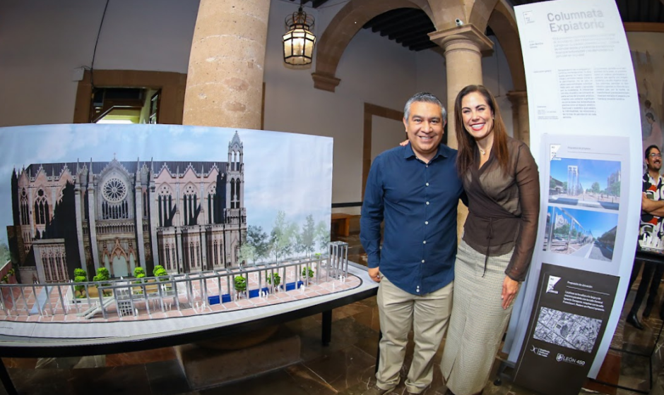 Monumentum 450 León