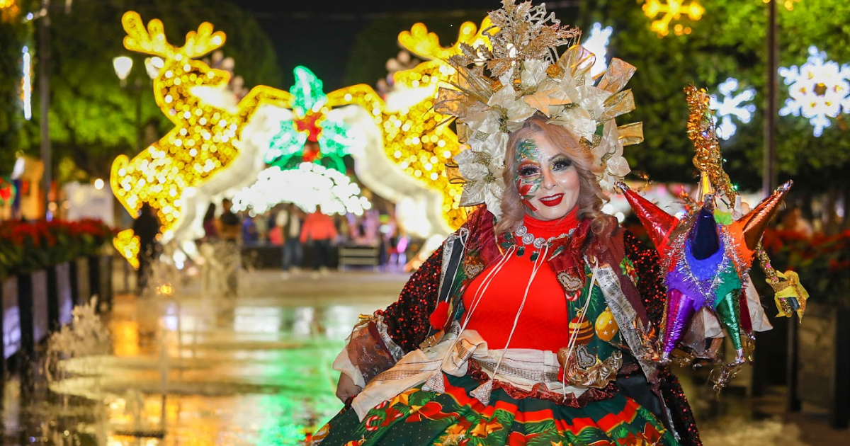 Encendido del Árbol en León ilumina la ciudad con tradición, magia y unión familiar