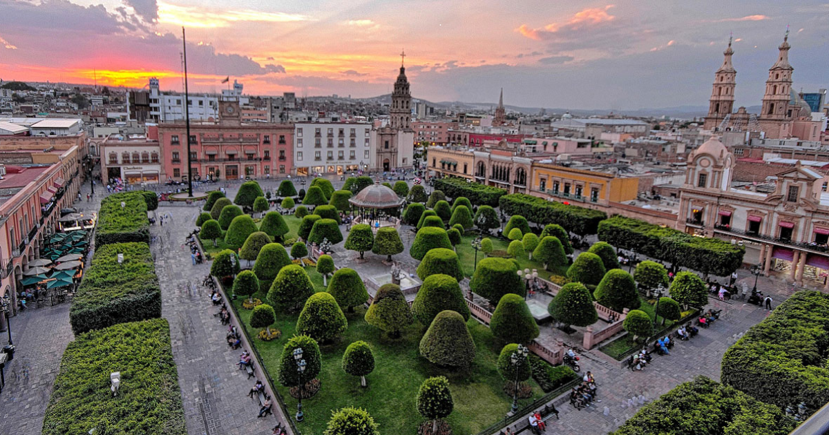 León mantiene calificación crediticia mxAA+ y refuerza su liderazgo financiero en México