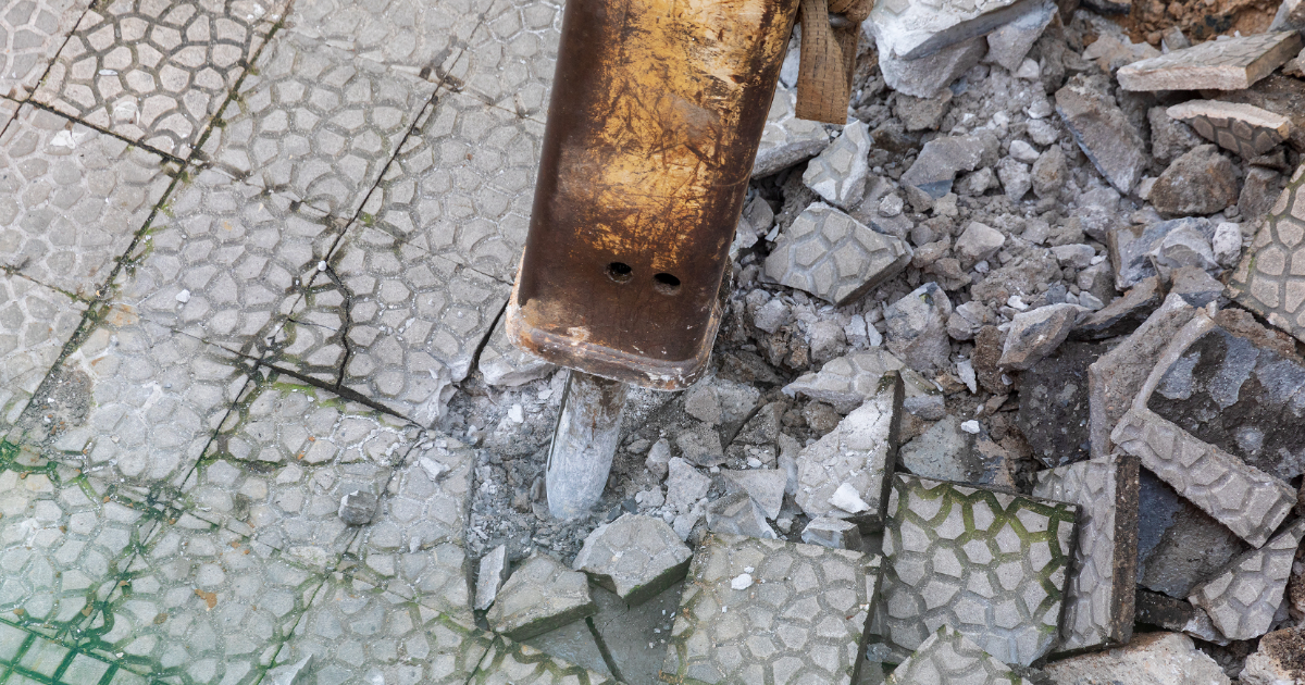 Rehabilitación de banquetas en León transforma la movilidad del Centro Histórico