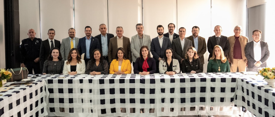 León 450 empresarios