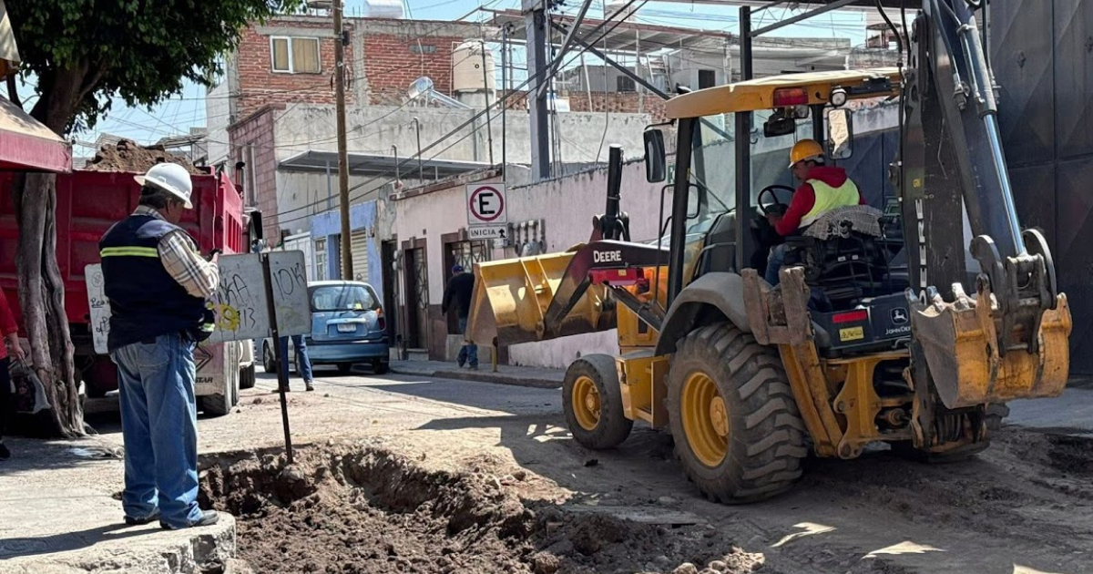 Movilidad peatonal en León avanza con 10 kilómetros de banquetas seguras y accesibles