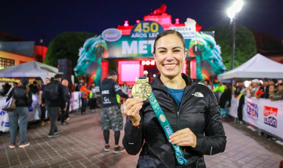 Carrera Barrios León