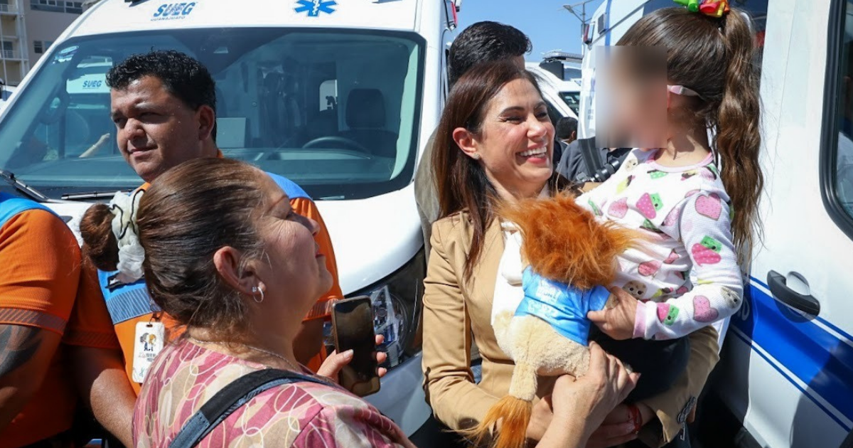 León fortalece su sistema de salud con nuevas ambulancias y atención médica cercana