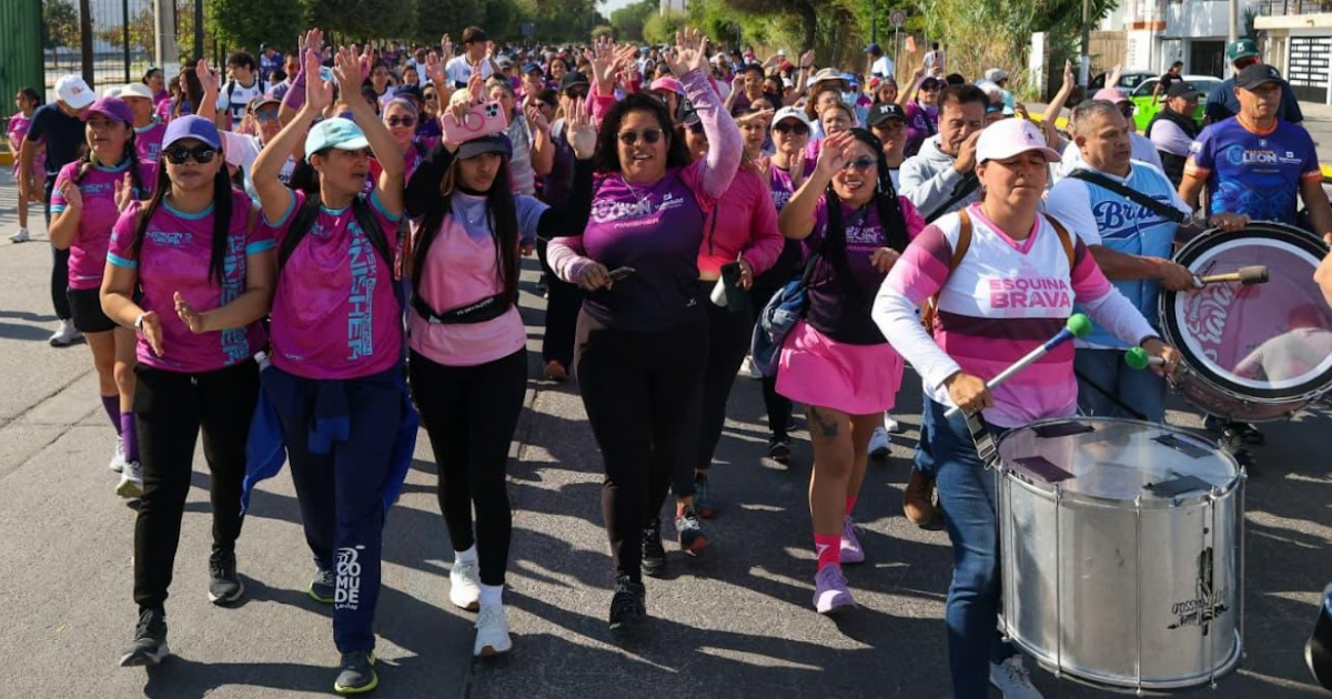 Caminata Día de la Mujer León reúne a más de mil participantes en cierre deportivo de Mujeres León 450