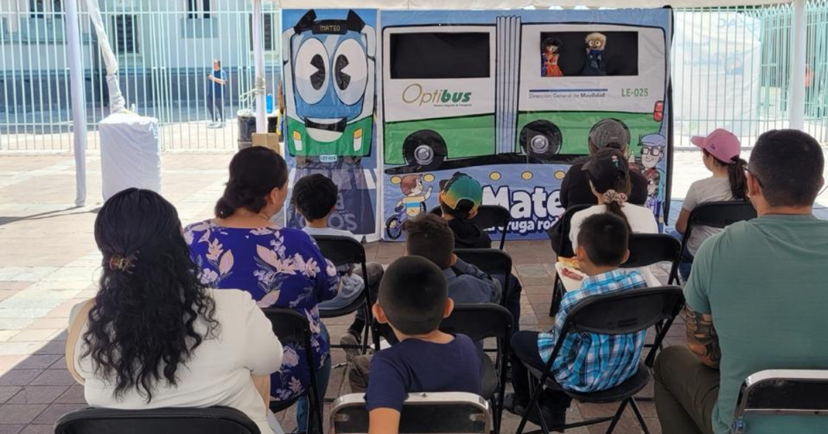 Mateo la Oruga Rodante llega a FENAL con experiencia interactiva sobre transporte en León