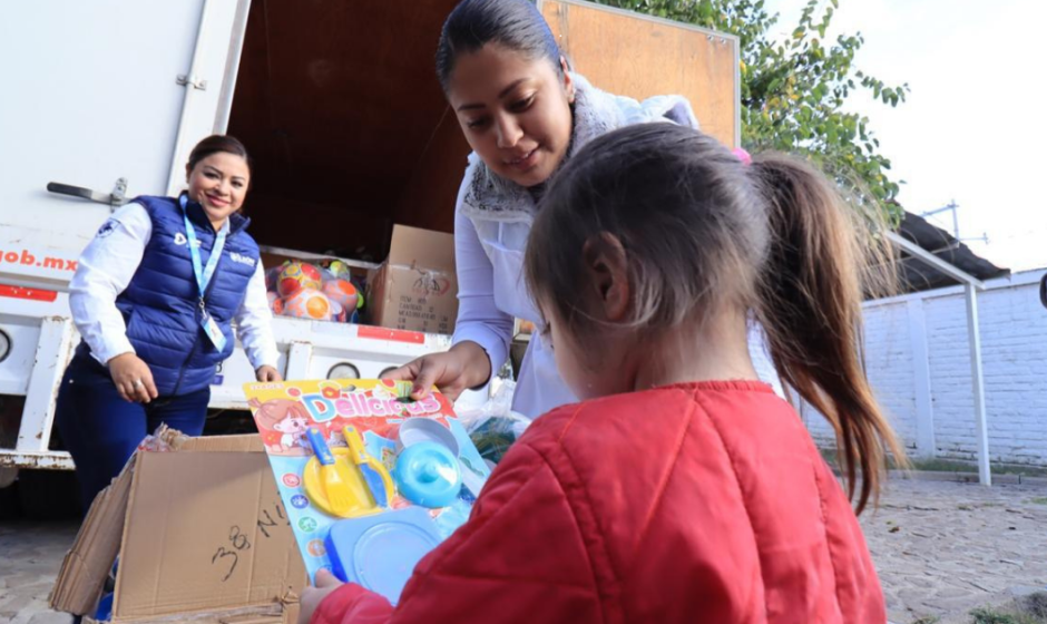 Regala una sonrisa León
