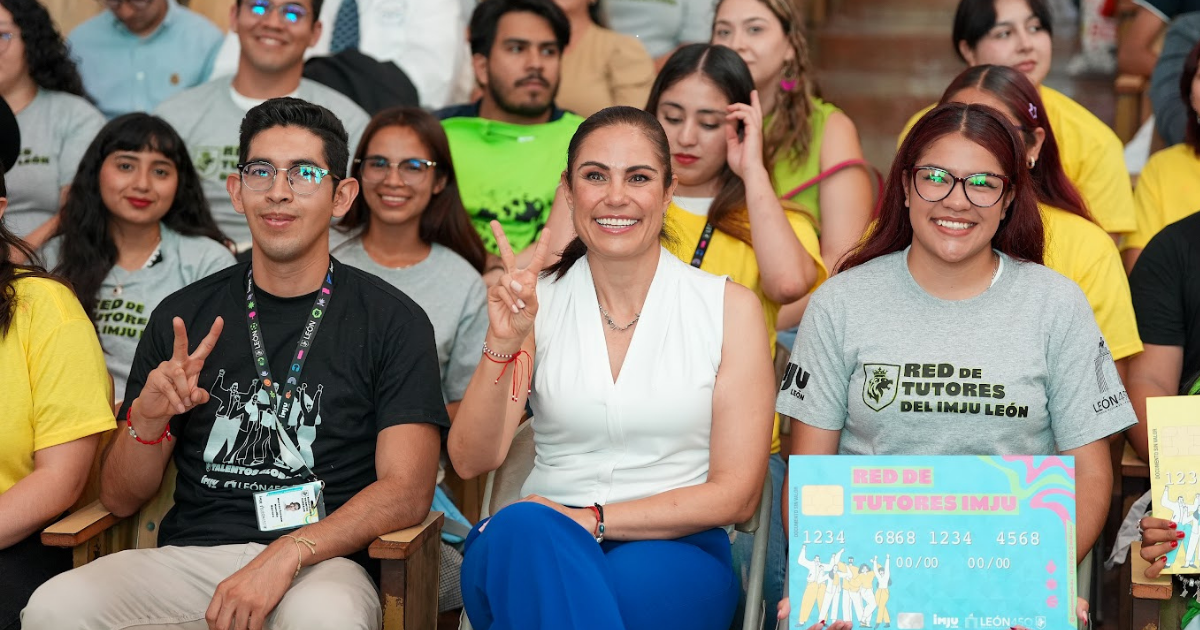 Becas de Corresponsabilidad Social impulsan a 385 jóvenes líderes en León