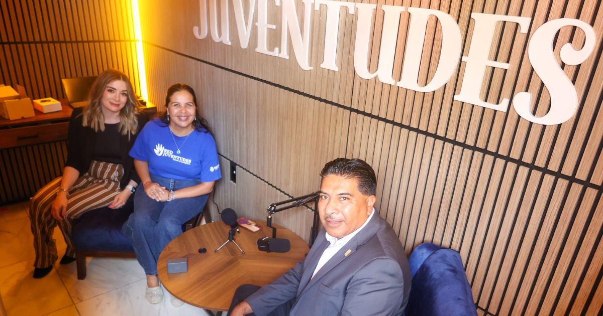 Cabina de los Sueños impulsa el talento juvenil con estudio gratuito de grabación en Purísima del Rincón