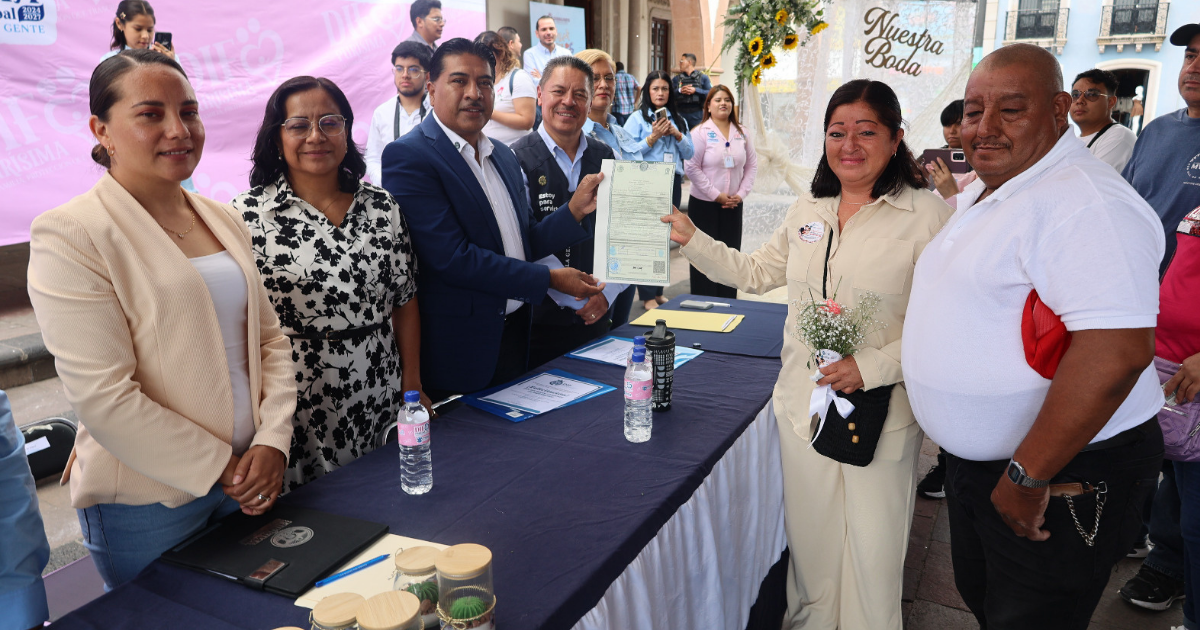 Matrimonios civiles en Purísima del Rincón fortalecen la certeza jurídica de 18 familias