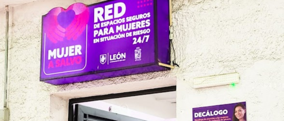 Mujer a Salvo León