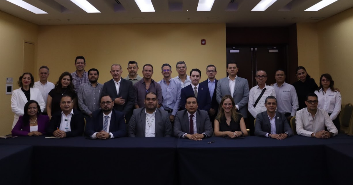 León fortalece diálogo con CFE para atender necesidades energéticas del sector productivo