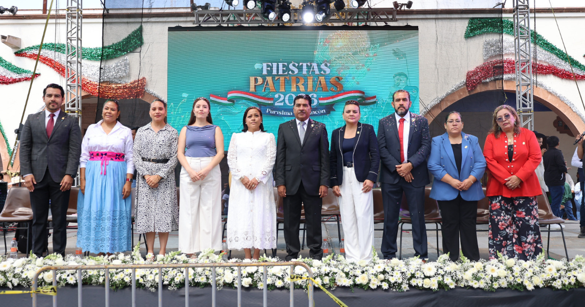 Desfile del 16 de septiembre en Purísima reúne a más de 3 mil participantes