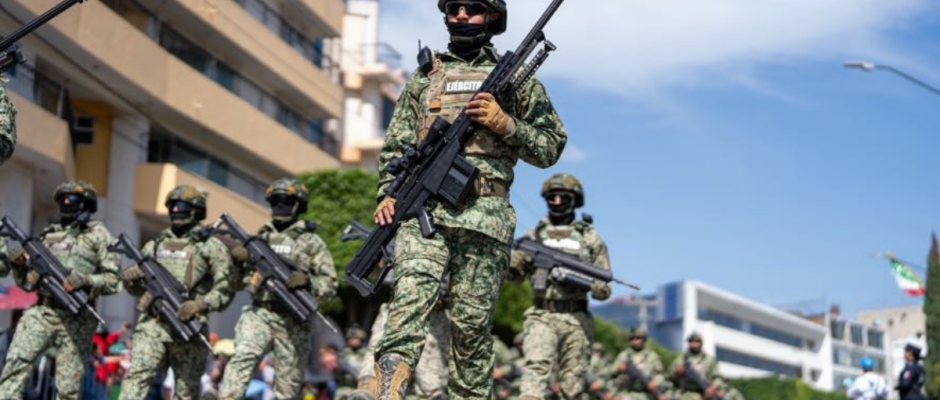 Desfile Cívico Militar León